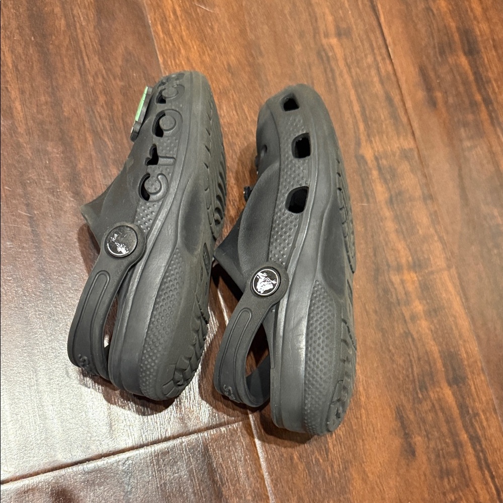 CROCS Kids Black Sandals with Character Charms - Picture 4 of 5
